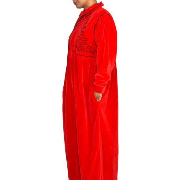 Vintage Bill Tice Robe Red Velour Housecoat Velvet Loungewear Caftan Size Medium - Picture 3 of 16